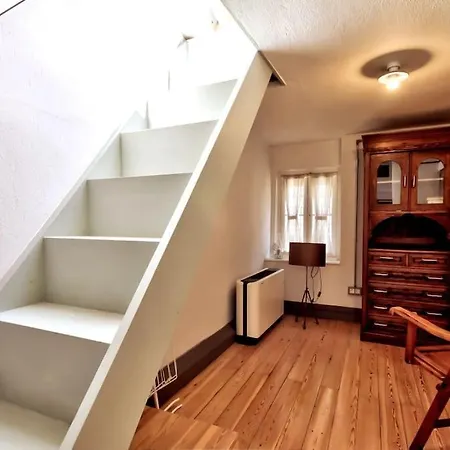 Private 2br/2ba House W Patio&terrace