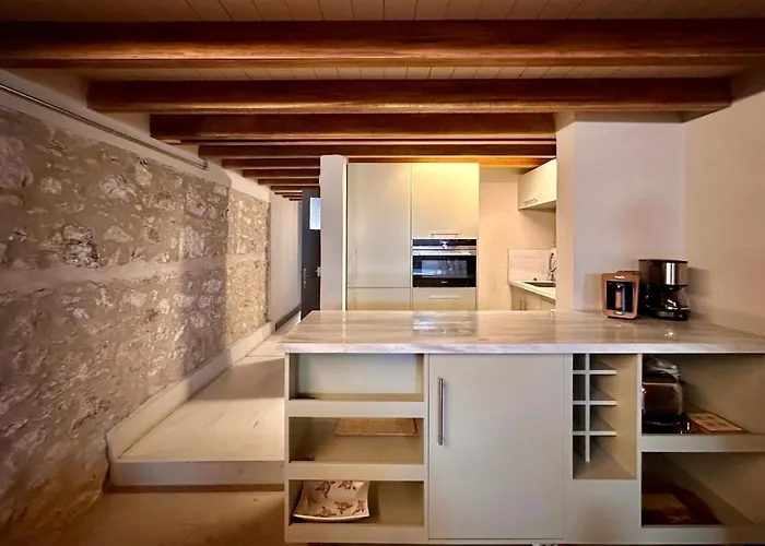 Private 2br/2ba House W Patio&terrace *