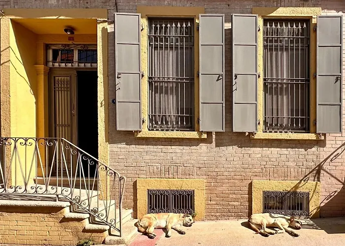 Willa Private 2br/2ba House W Patio&terrace Izmir